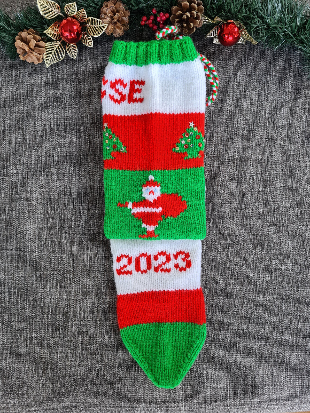 Santa and His Pack 06X Customized You Choose-Number of Trees, Decorations
